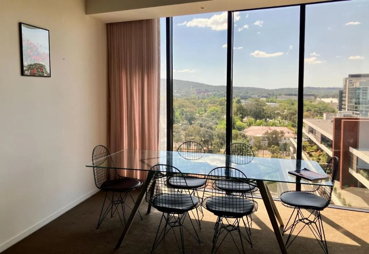 Sky-High Apartment Near Anu And City Canberra