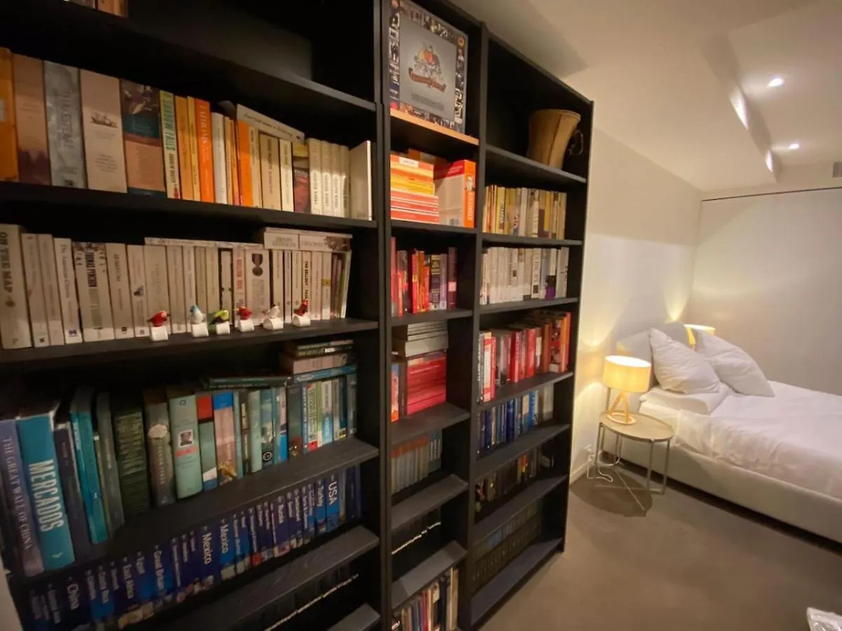 Sky-High Apartment Near Anu And City Canberra